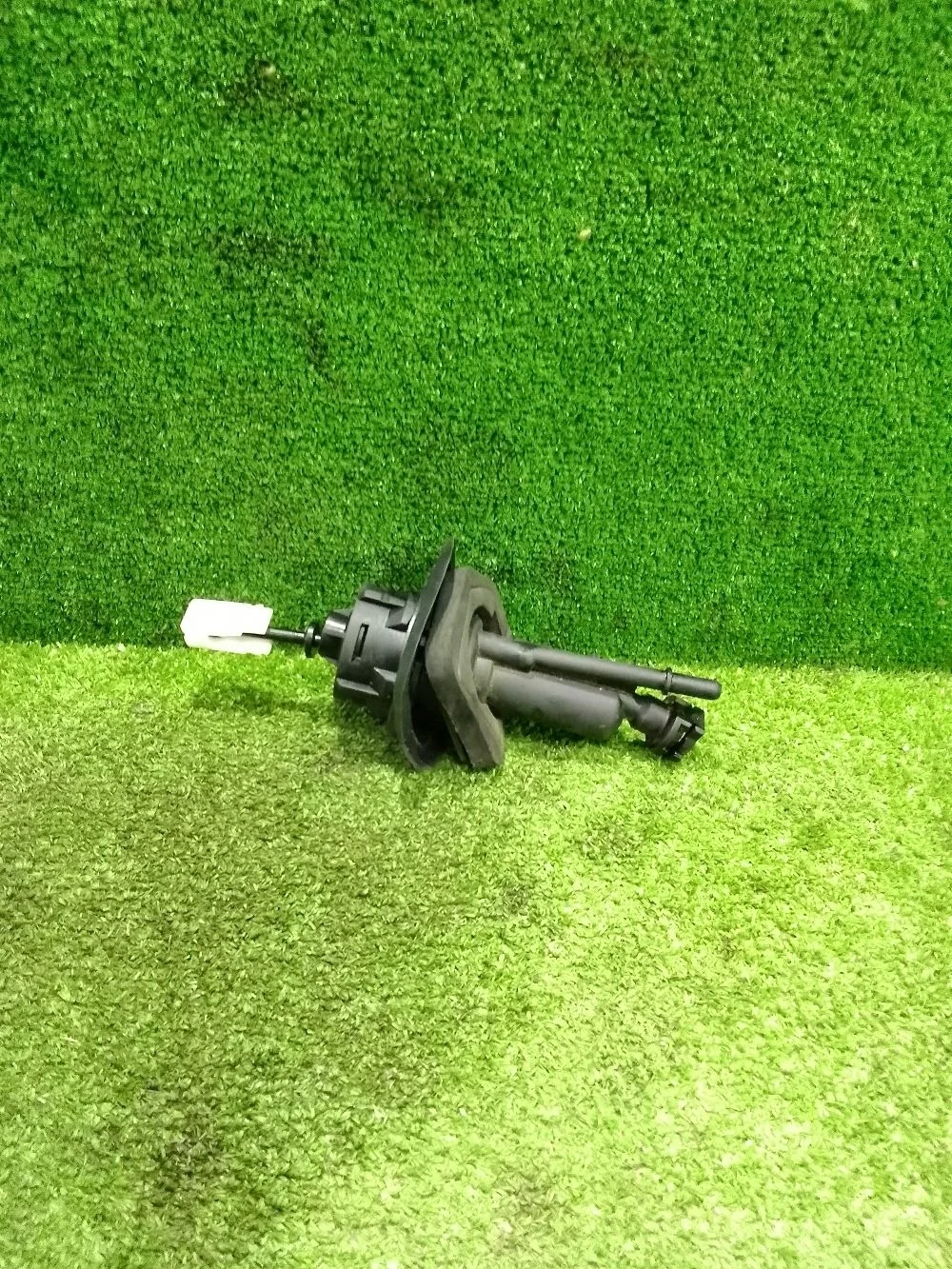 Главный цилиндр сцепления Ford Focus II рестайлинг (2007—2011)