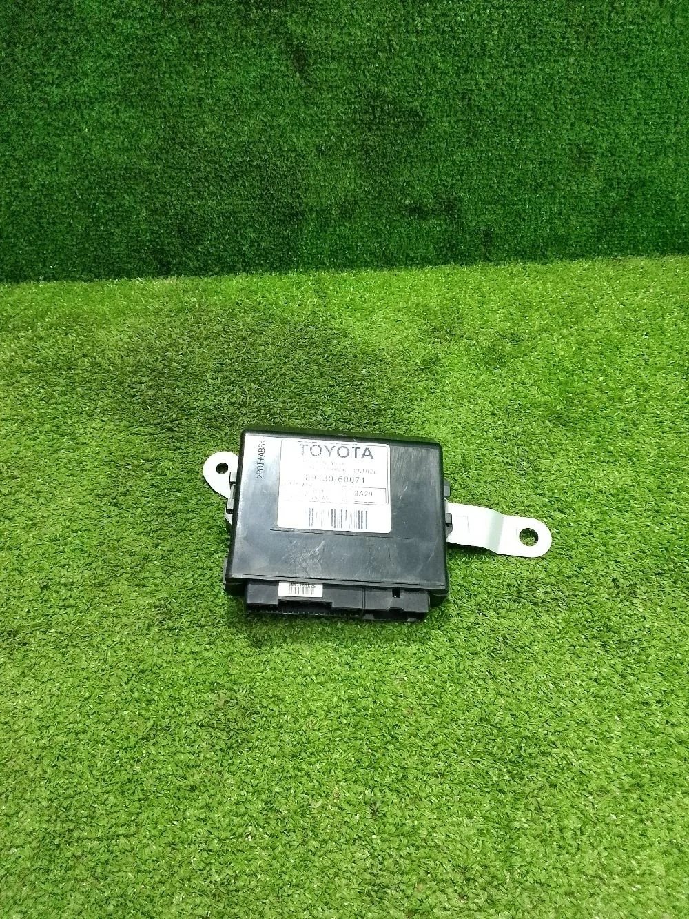 Блок управления зеркалами Lexus LX J200 рестайлинг (2012—2015)