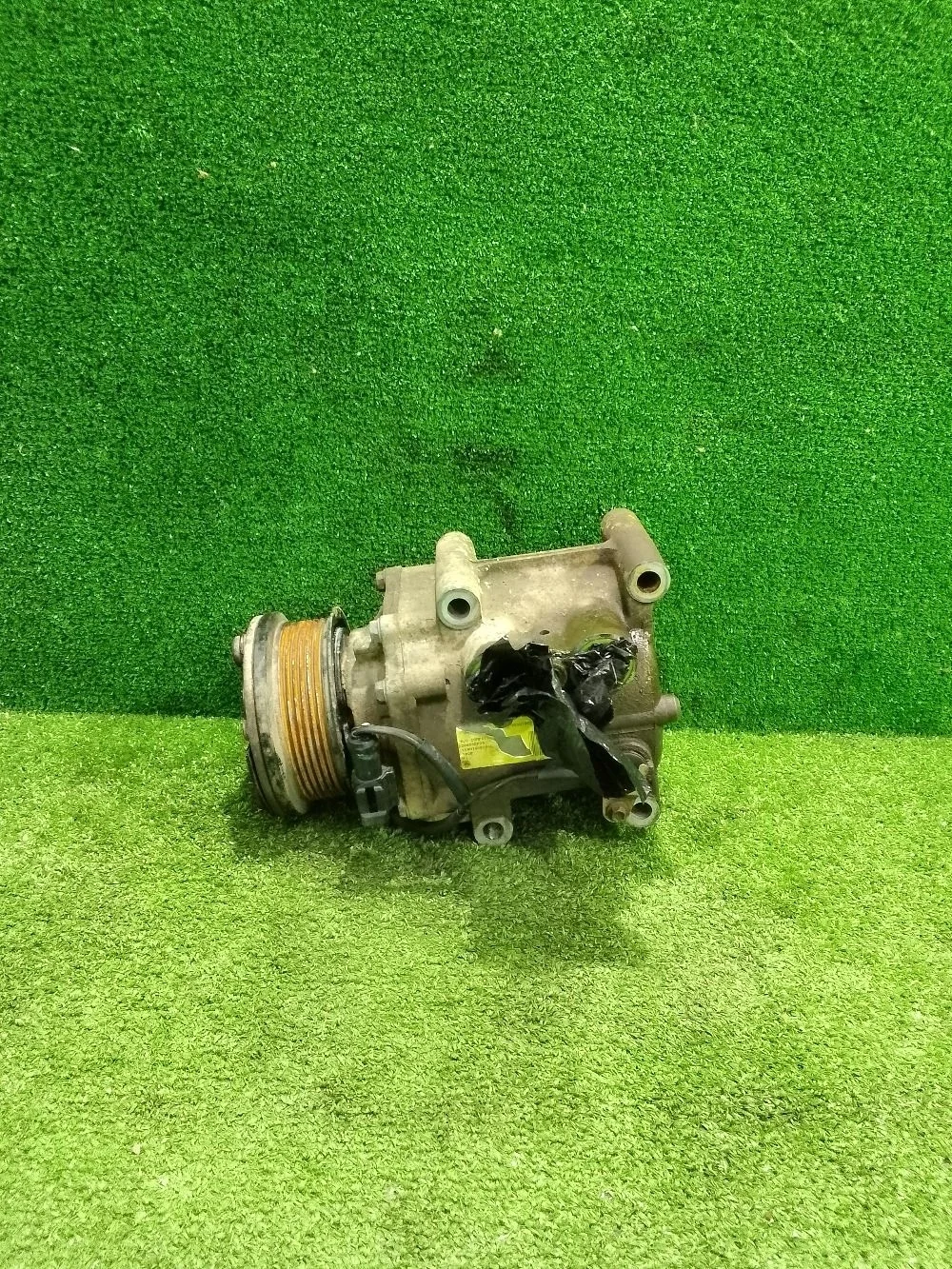 Компрессор кондиционера Ford Fiesta Mk5 (2002—2008)