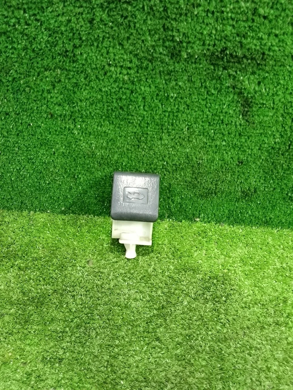 Ручка открывания капота Toyota Corolla X (2006—2010)