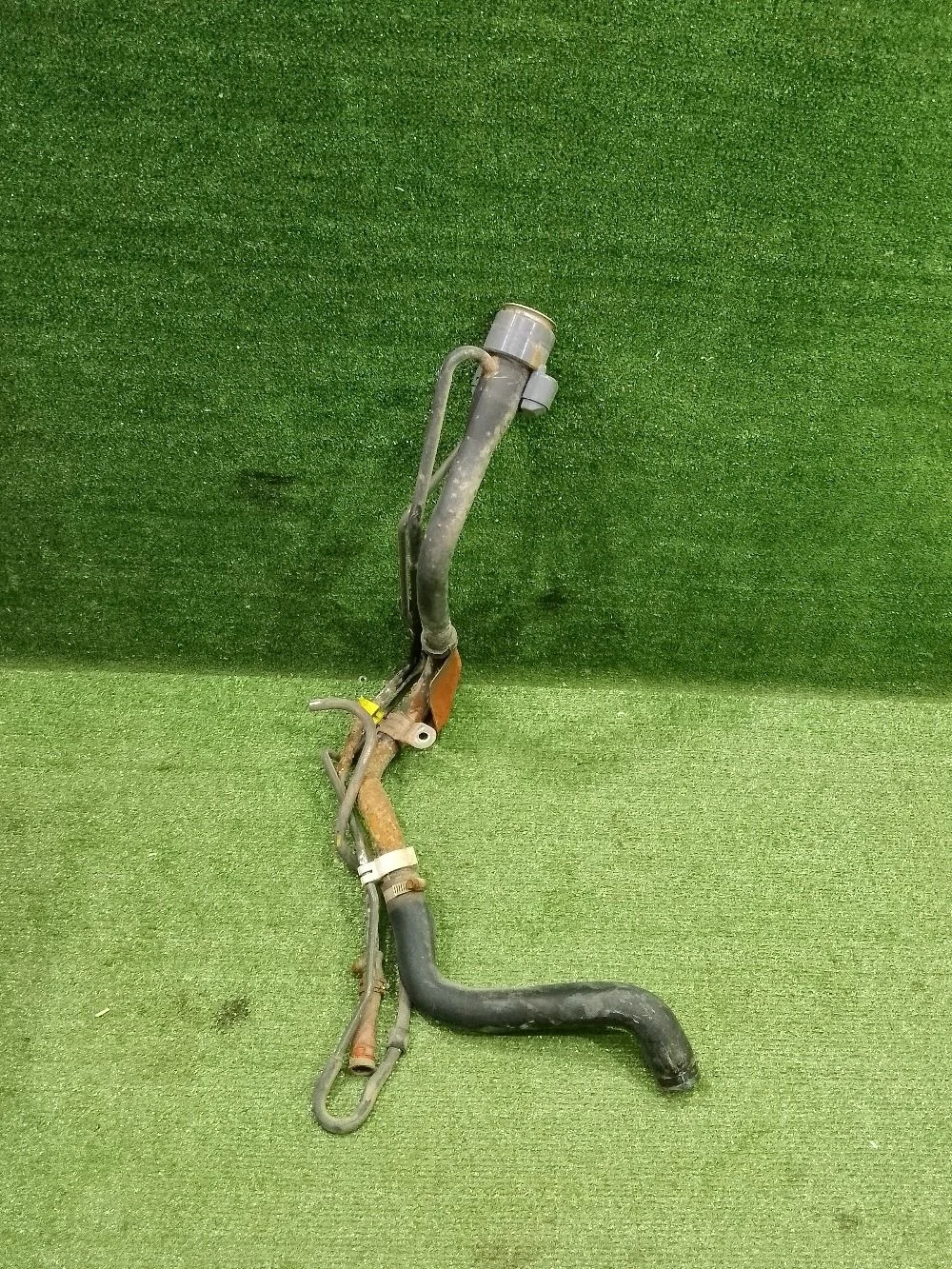 Горловина топливного бака Toyota Corolla X (2006—2010)