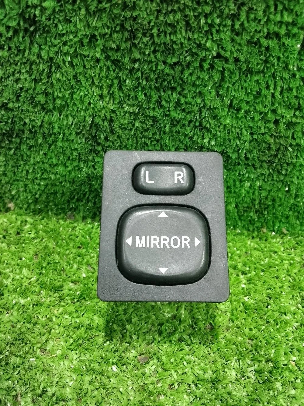 Кнопка регулировки зеркал Toyota Corolla X (2006—2010)