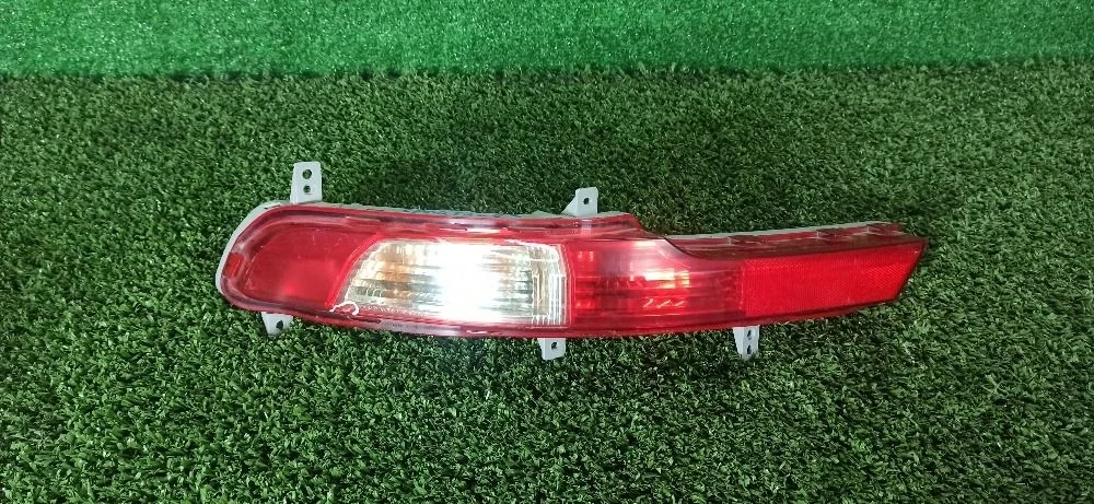 Фонарь противотуманный Kia Sportage III (2010—2014)