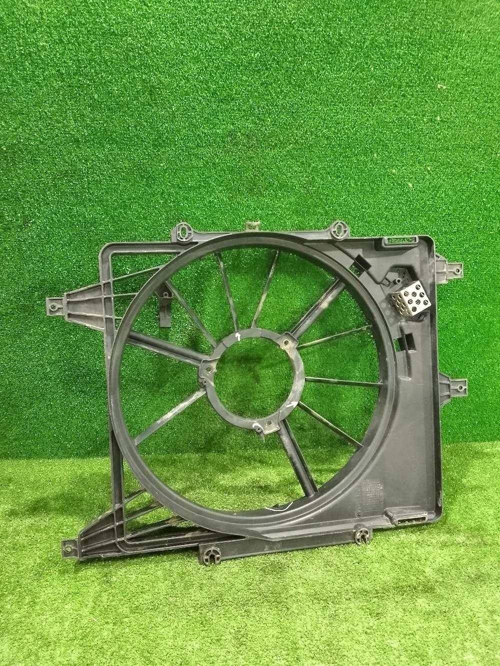 Диффузор Renault Kangoo I рестайлинг (2003—2009)