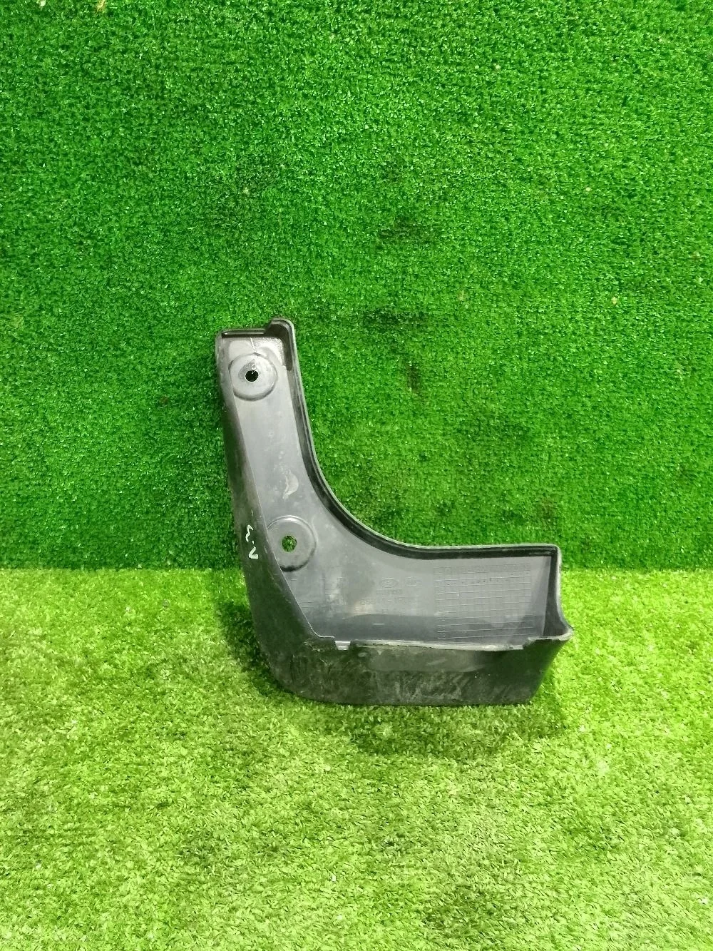 Брызговик Hyundai Solaris I (2010—2014)