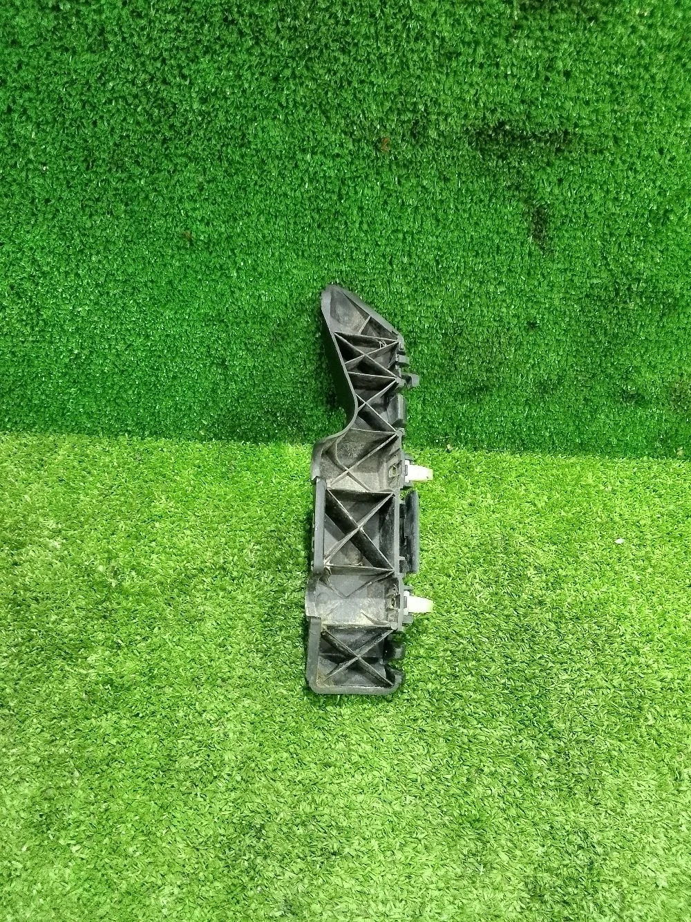 Кронштейн бампера Hyundai Solaris I (2010—2014)