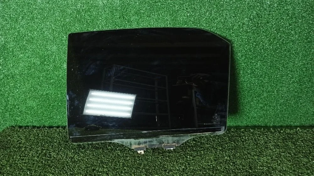 Стекло двери Mitsubishi Lancer IX (2000—2007)