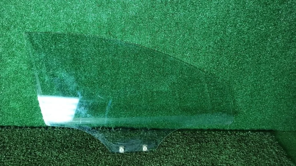 Стекло двери Kia Rio III (2011—2015)