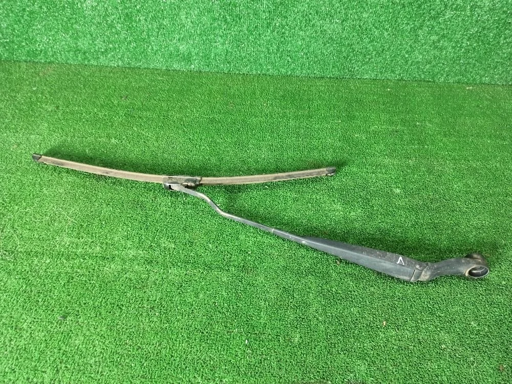 Поводок дворника Kia Cerato II (2008—2013)