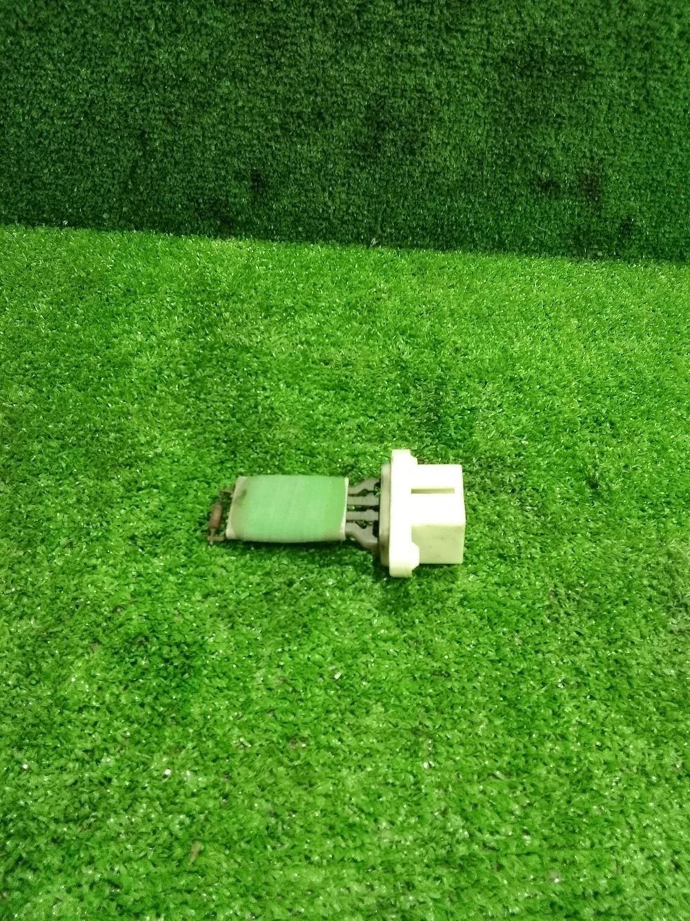 Резистор отопителя Ford Focus II (2005—2008)