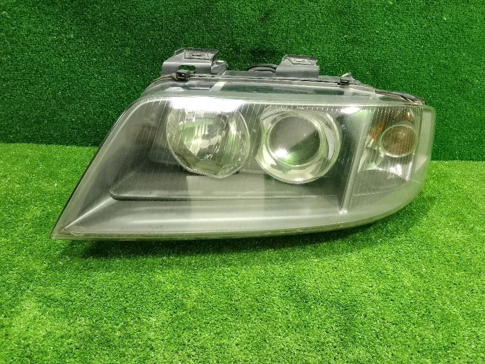 Фара Audi A6 Allroad Quattro C5 (2000—2006)