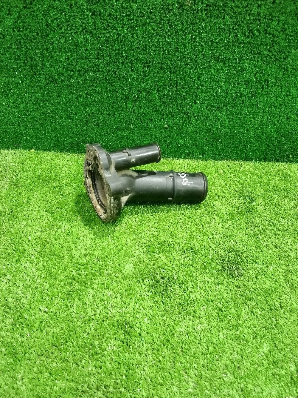 Корпус термостата Ford Focus II (2005—2008)