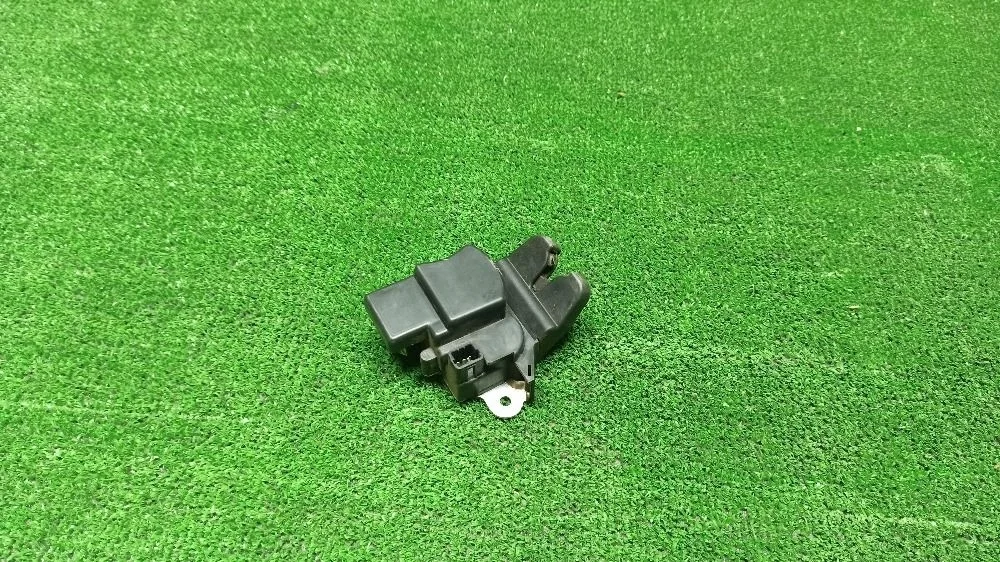 Замок багажника Kia Rio III (2011—2015)