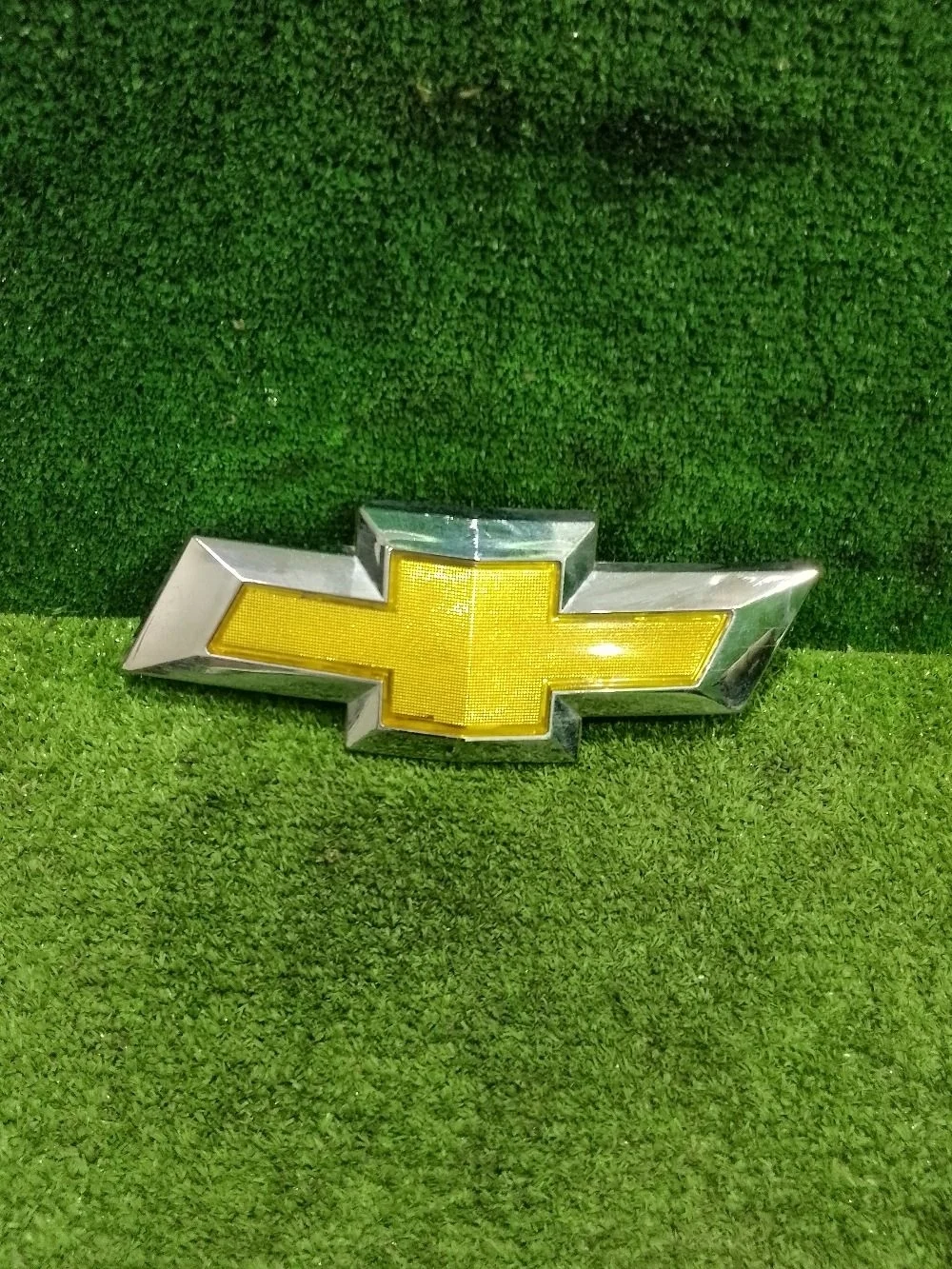 Эмблема Chevrolet Cobalt II (2011—2016)