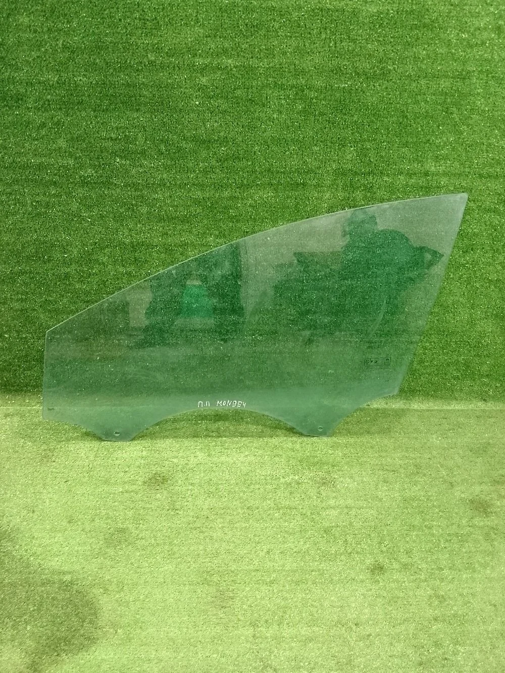 Стекло двери Ford Mondeo IV (2006—2010)