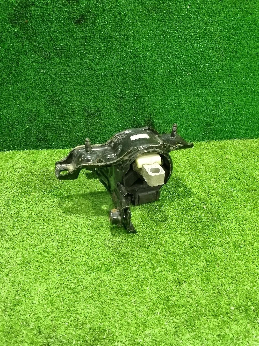 Подушка двигателя Volkswagen Polo V (2009—2015)