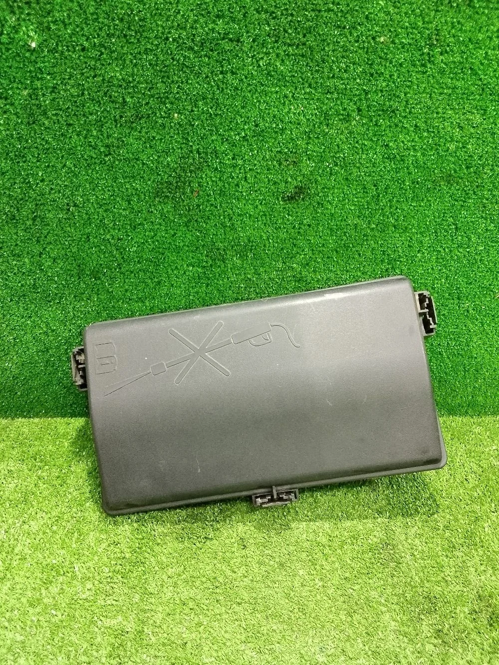 Крышка блока предохранителей Chevrolet Cruze I рестайлинг (2012—2016)