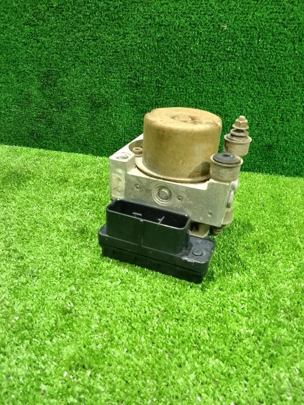 Блок ABS Mitsubishi Lancer IX (2000—2007)