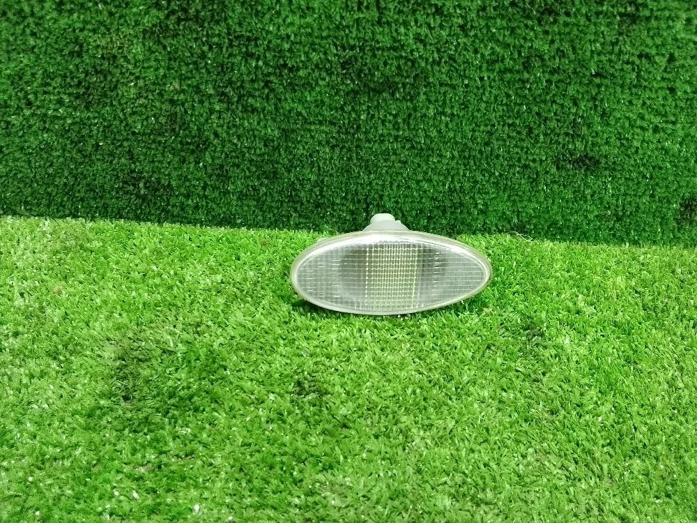 Повторитель в крыло Mitsubishi Lancer IX (2000—2007)