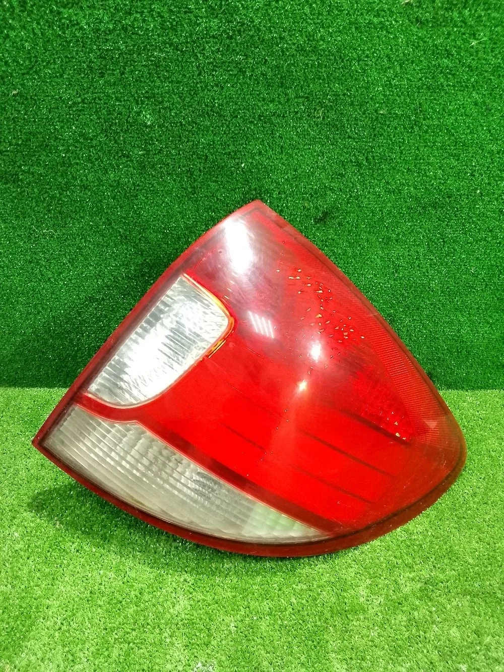 Фонарь Kia Rio I (1999—2002)