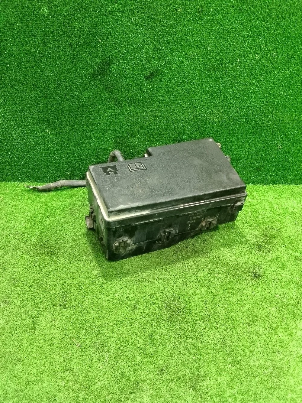 Блок предохранителей Ford Focus II (2005—2008)