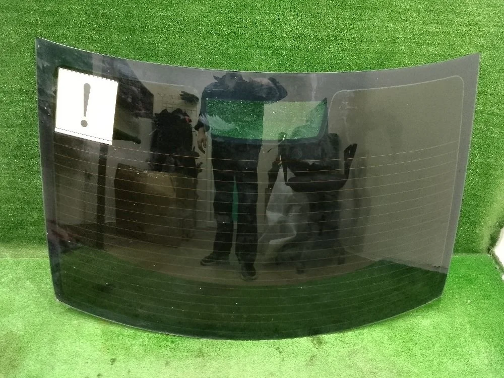 Стекло заднее Ford Focus II (2005—2008)