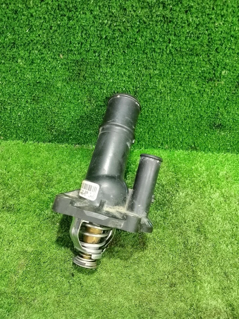 Корпус термостата Ford Focus II (2005—2008)