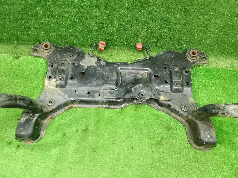 Подрамник Ford Focus II (2005—2008)