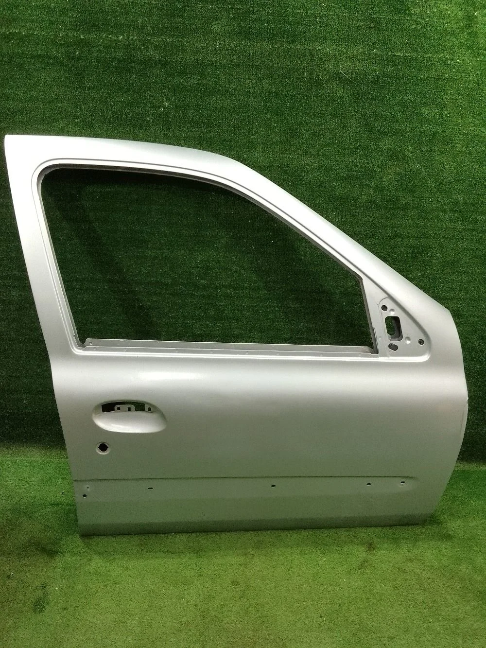 Дверь Renault Clio II (1998—2002)