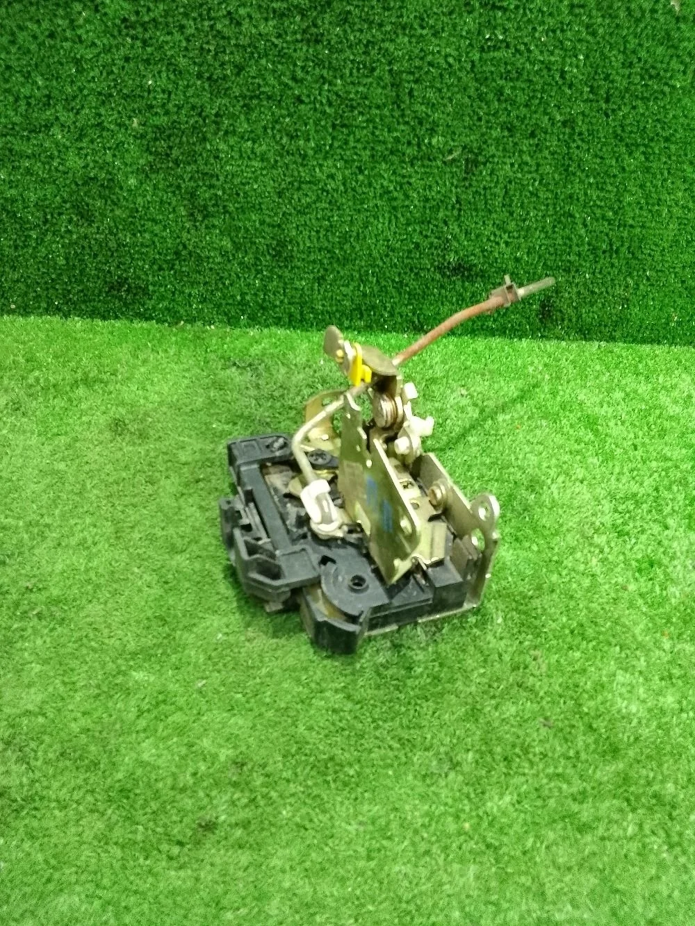 Замок двери Renault Clio II (1998—2002)