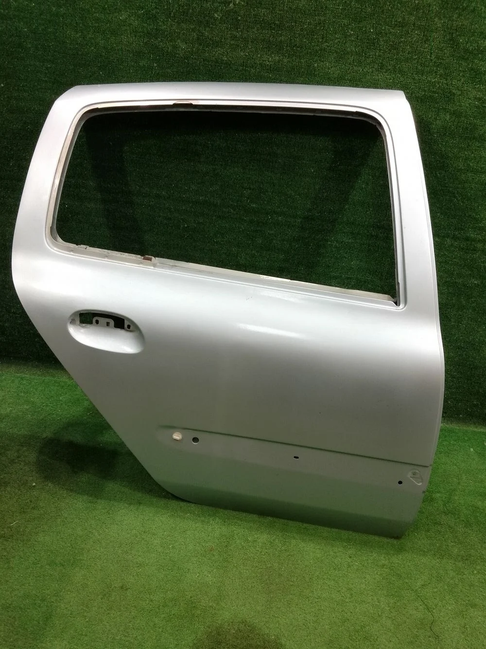 Дверь Renault Clio II (1998—2002)