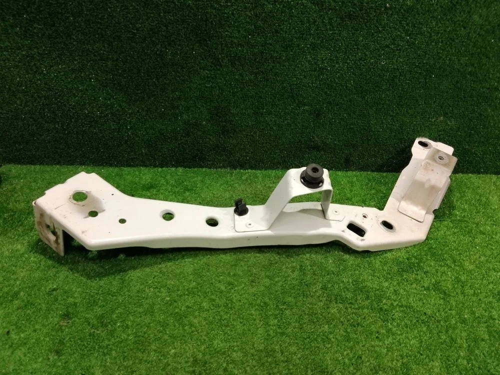 Кронштейн фары Renault Fluence I (2009—2013)