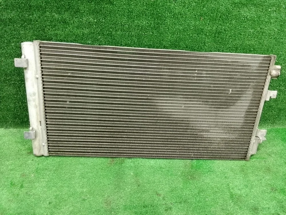 Радиатор кондиционера Renault Fluence I (2009—2013)