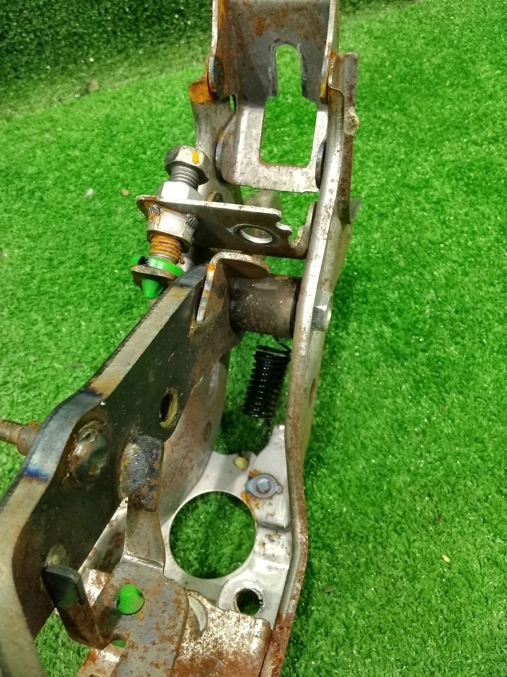 Педаль сцепления Toyota Corolla X (2006—2010)