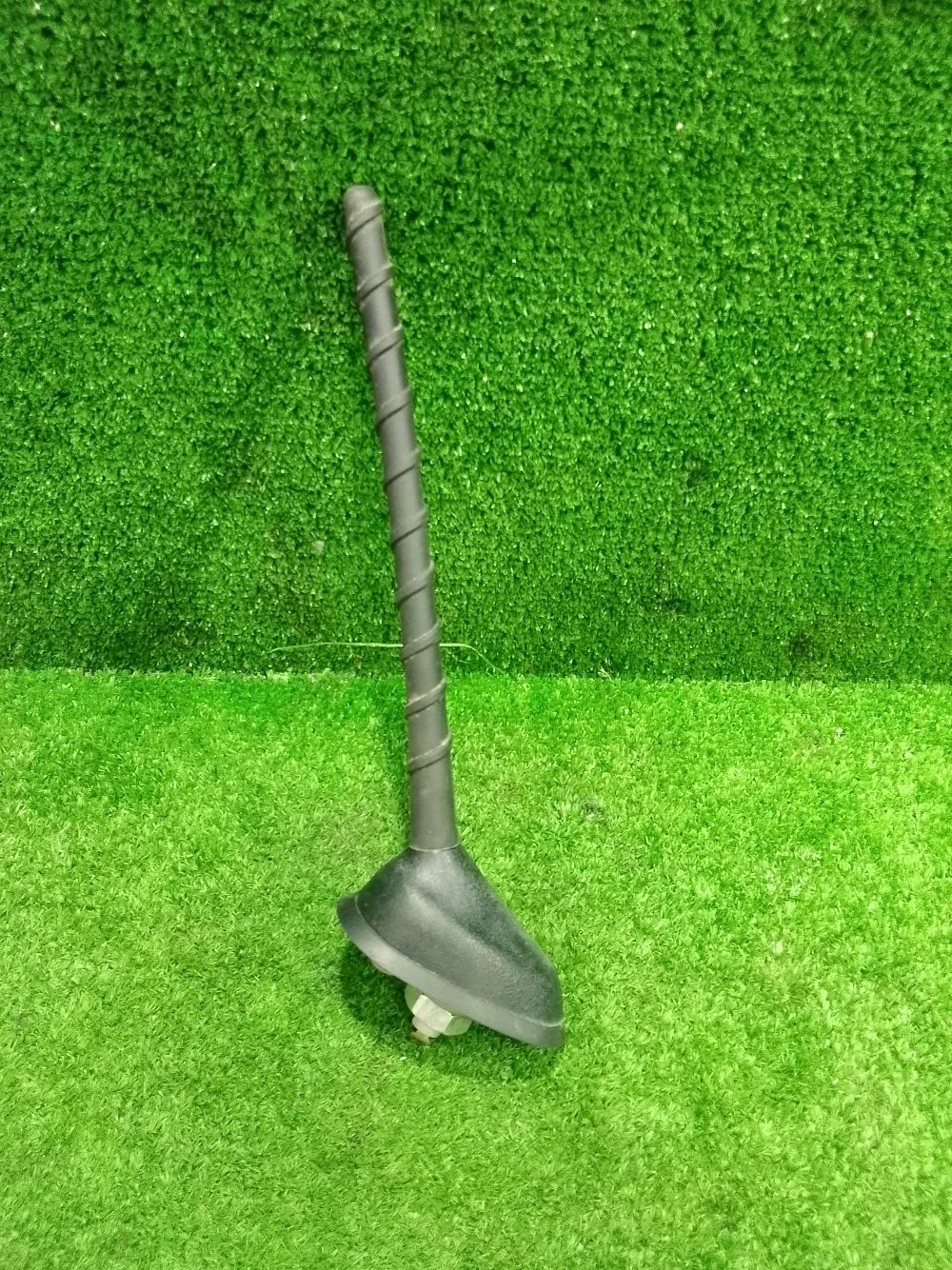 Антенна Hyundai Solaris I (2010—2014)