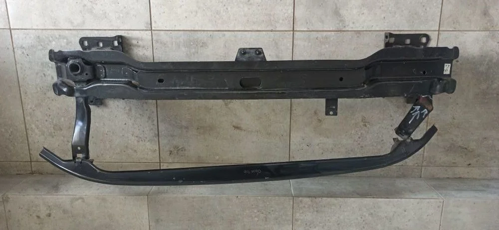 Усилитель бампера Volkswagen Tiguan II (2016—2020)