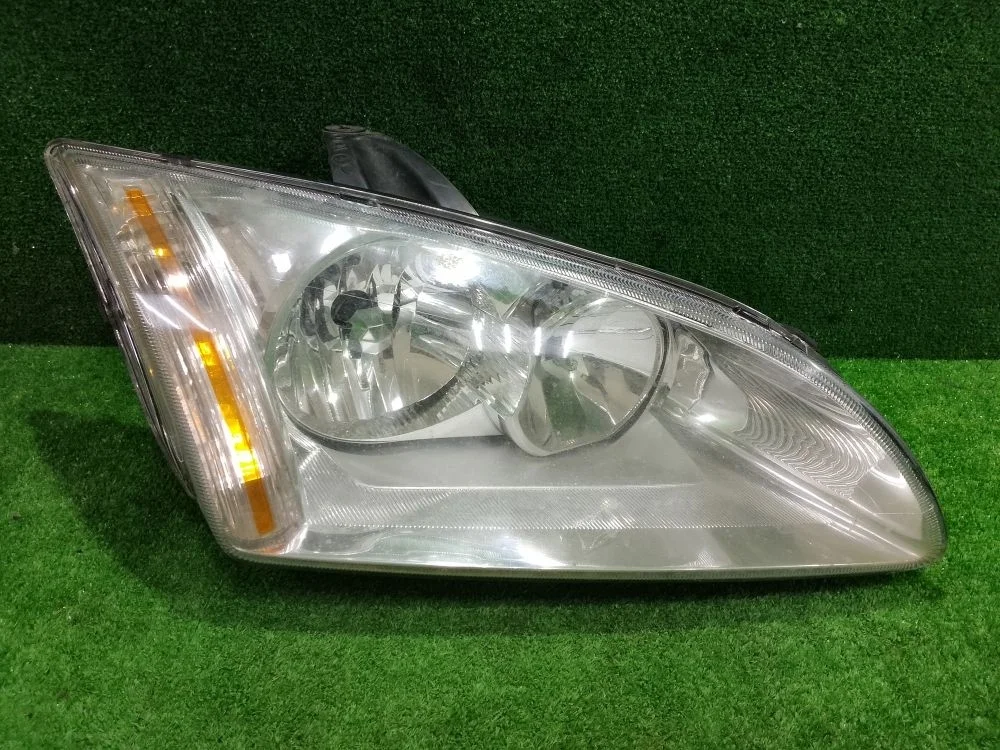 Фара Ford Focus II (2005—2008)