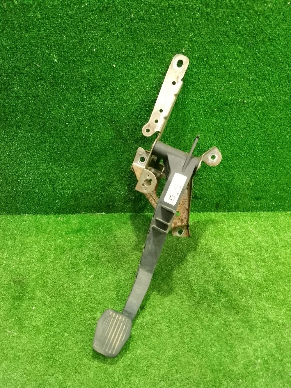 Педаль сцепления Ford Focus II (2005—2008)