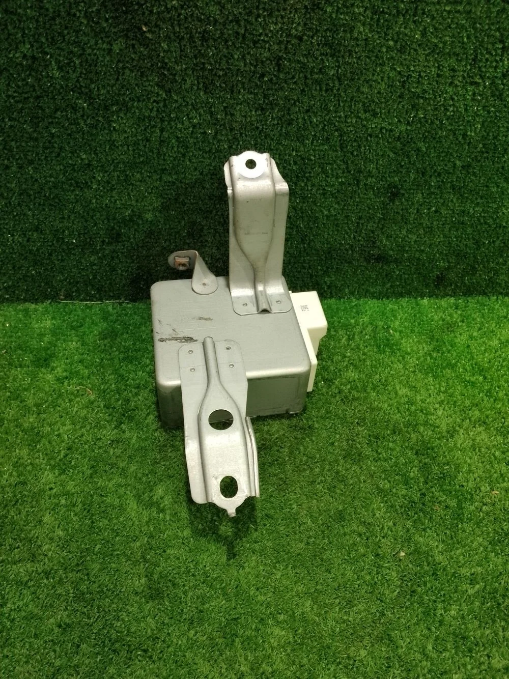 Блок управления рулевой рейкой Toyota Avensis T250 рестайлинг (2006—2009)