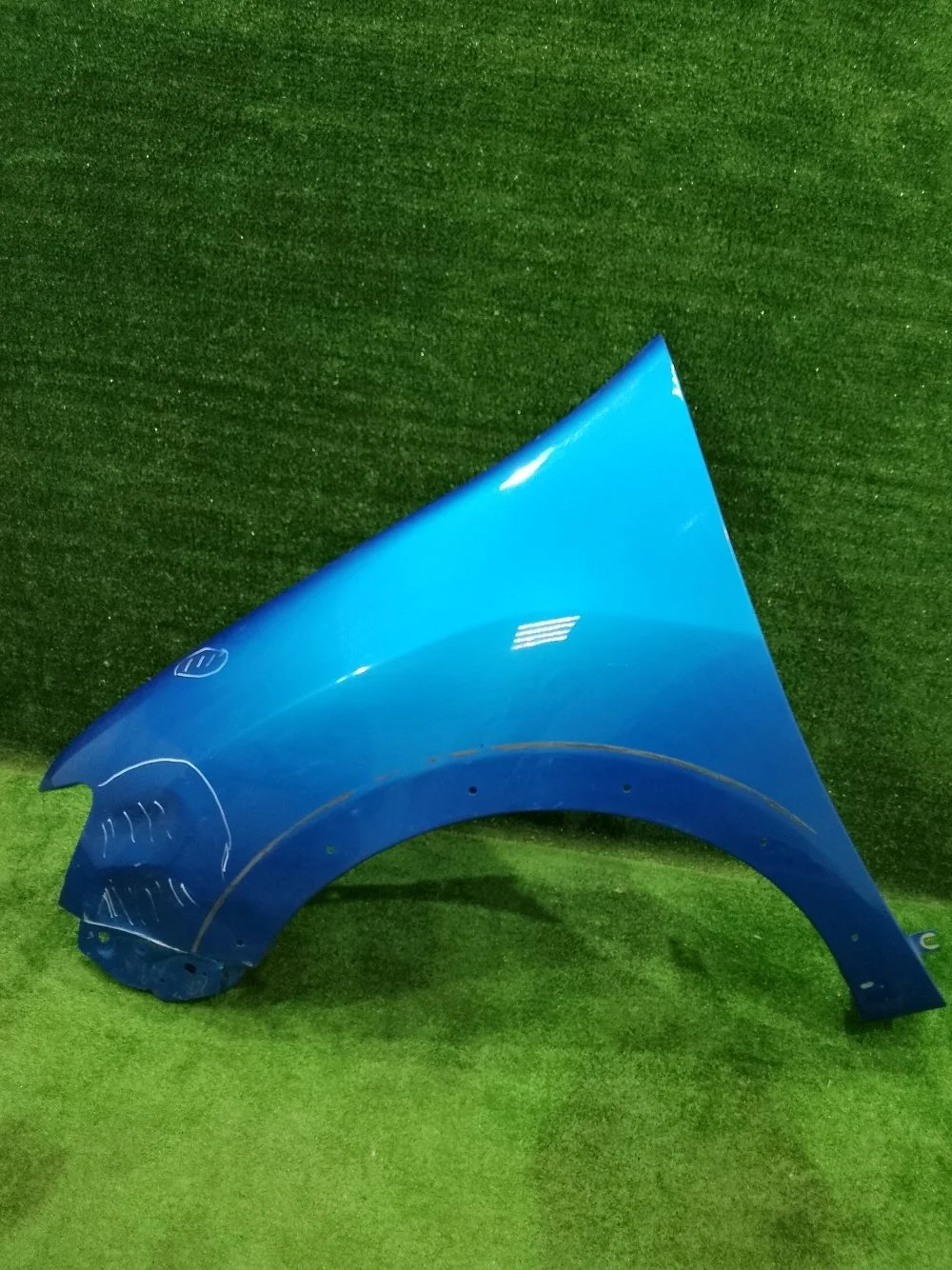 Крыло Renault Sandero Stepway II (2013—2018)