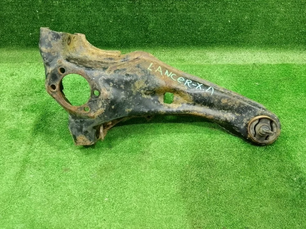 Рычаг Mitsubishi Lancer X (2007—2010)