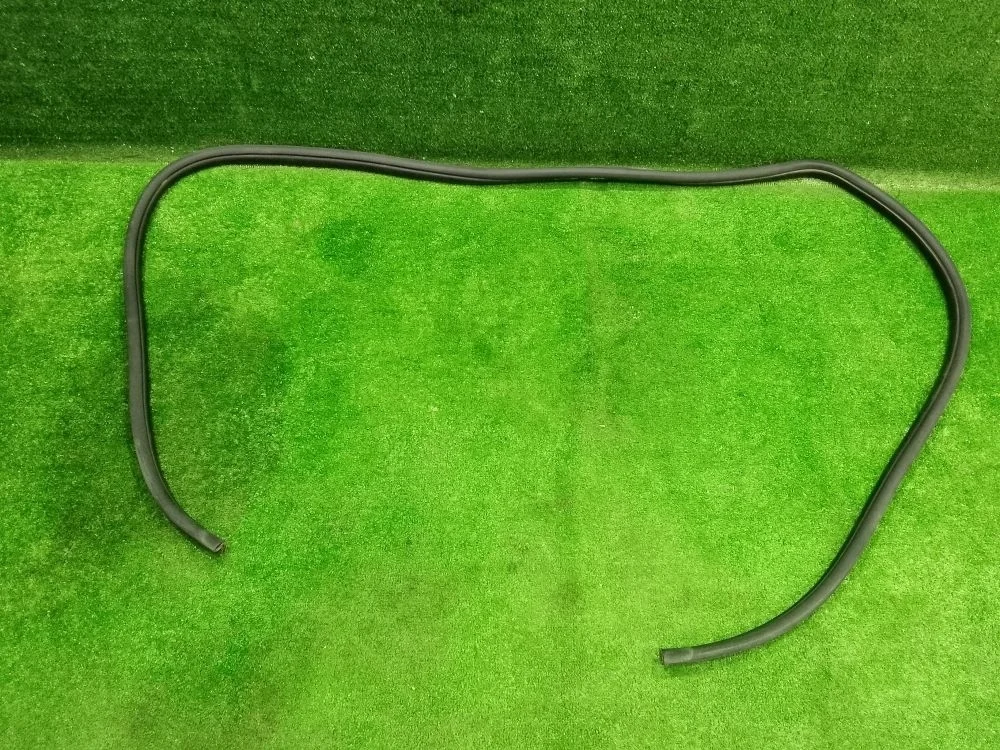 Уплотнитель двери Kia Rio III (2011—2015)