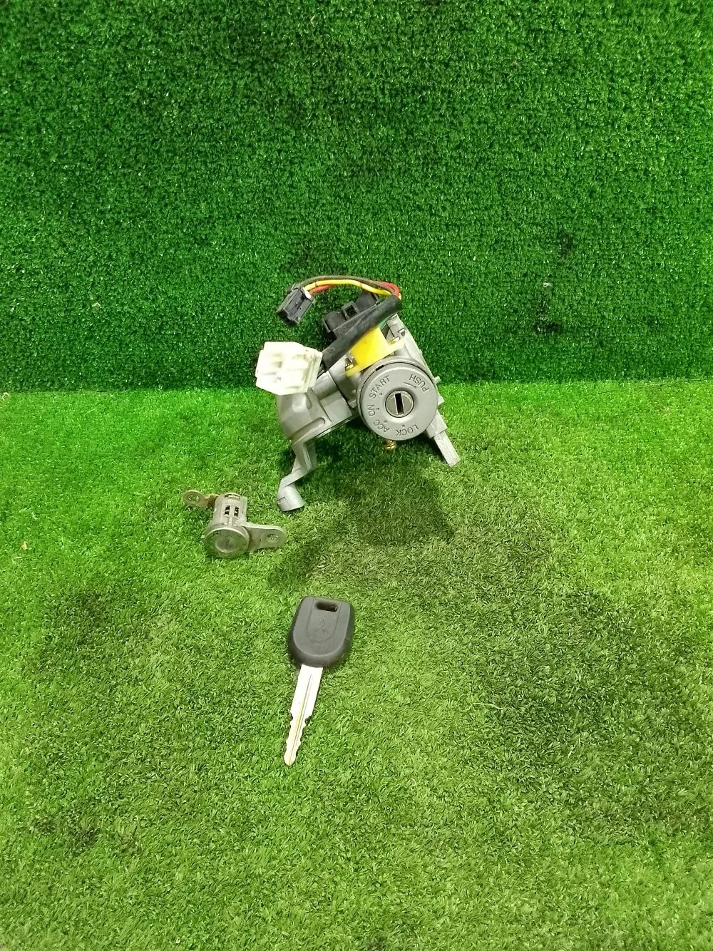 Замок зажигания Mitsubishi Lancer IX рестайлинг (2005—2010)