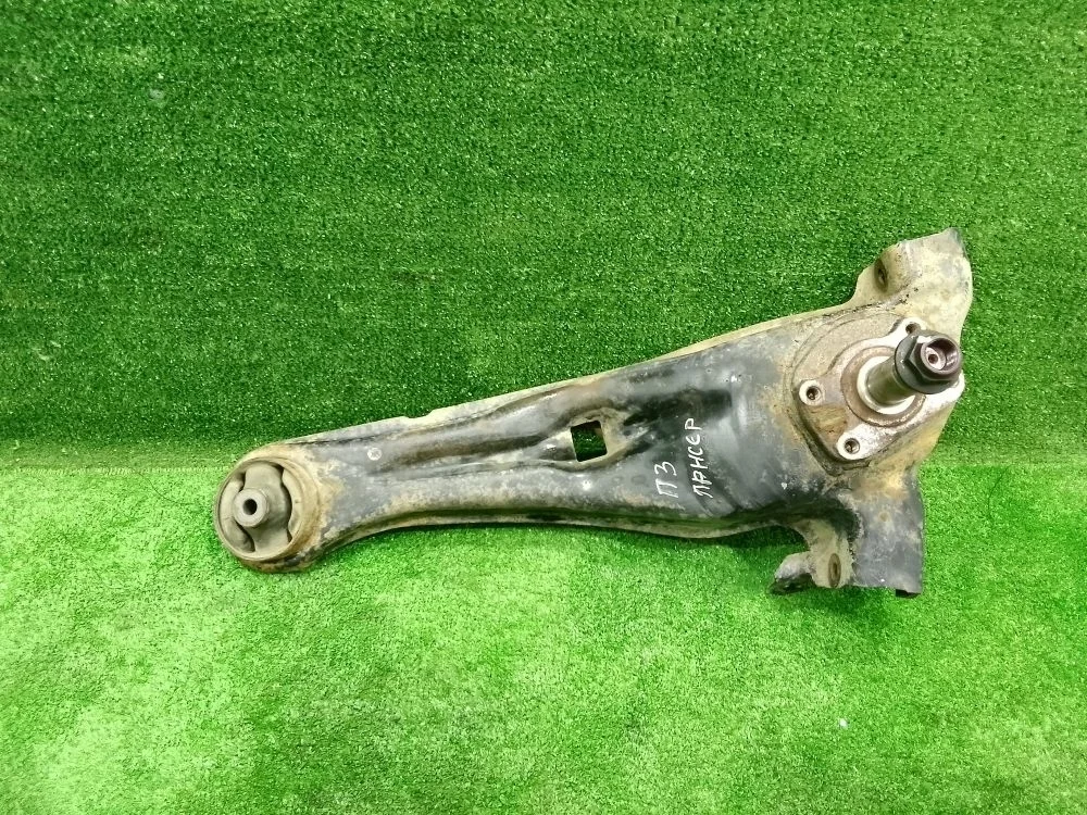 Рычаг Mitsubishi Lancer IX рестайлинг (2005—2010)