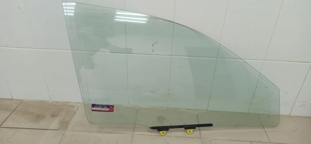 Стекло двери Mitsubishi Lancer IX (2000—2007)
