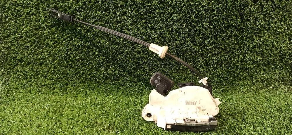 Замок двери Volkswagen Golf Mk6 (2008—2012)