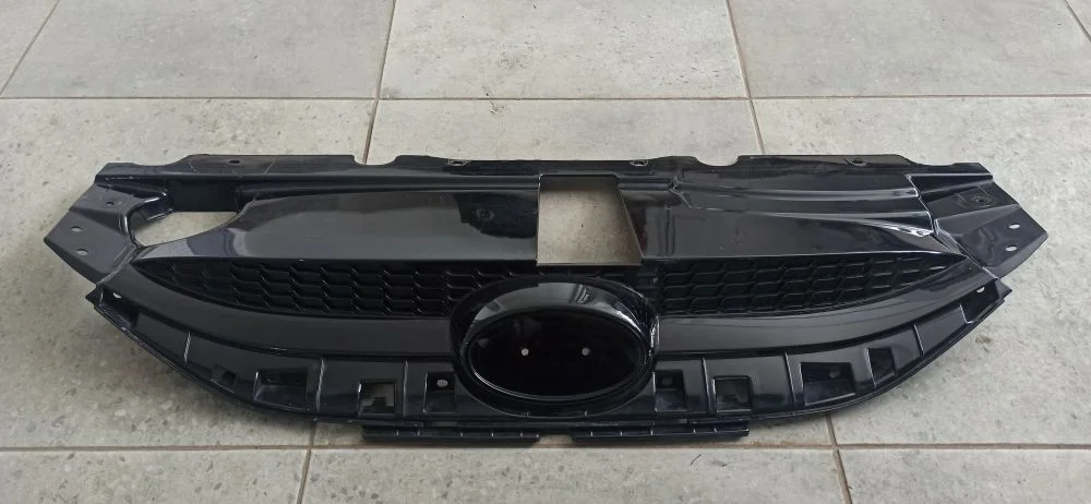 Решетка радиатора Hyundai ix35 I (2009—2013)