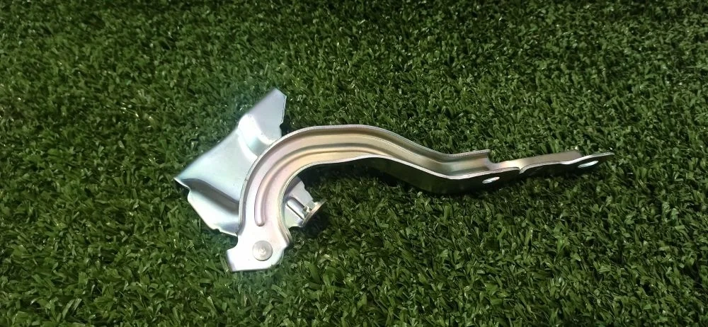 Петля капота Kia Rio III (2011—2015)