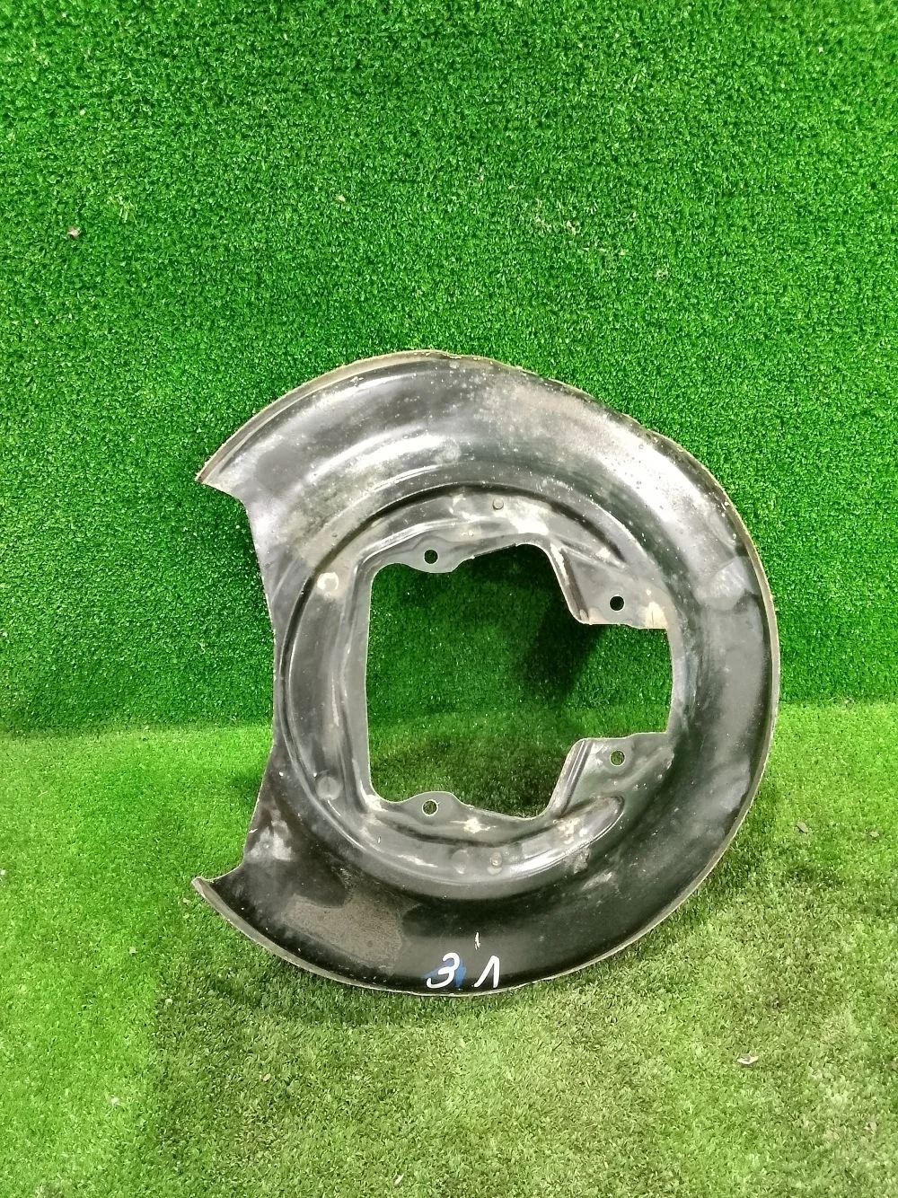 Пыльник тормозного диска Volvo S80 I (1998—2003)