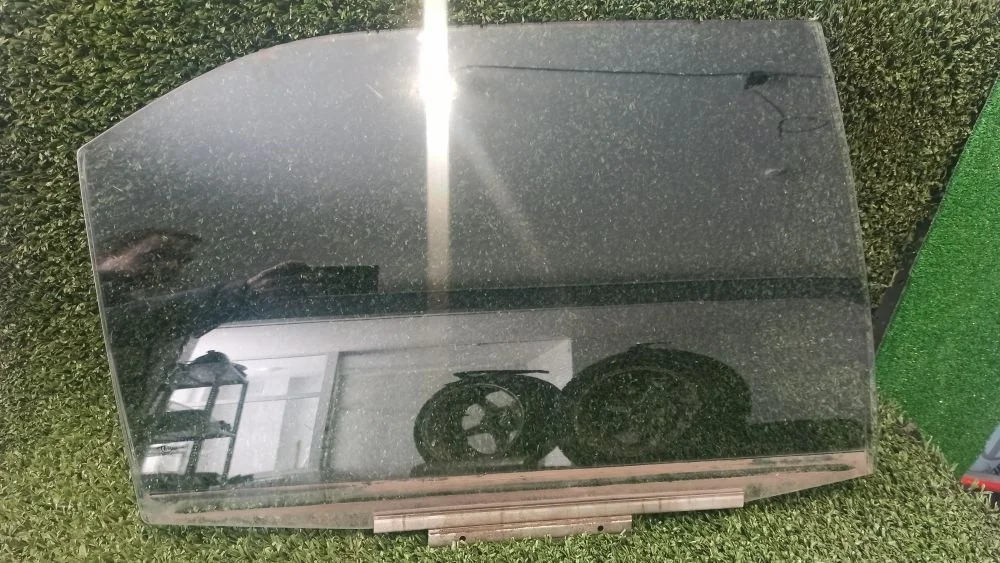 Стекло двери Toyota Camry XV50 (2011—2014)